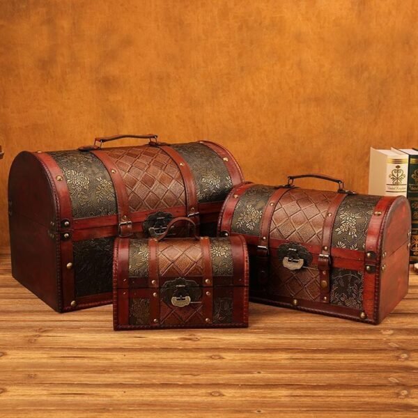 Vintage handmade gift box